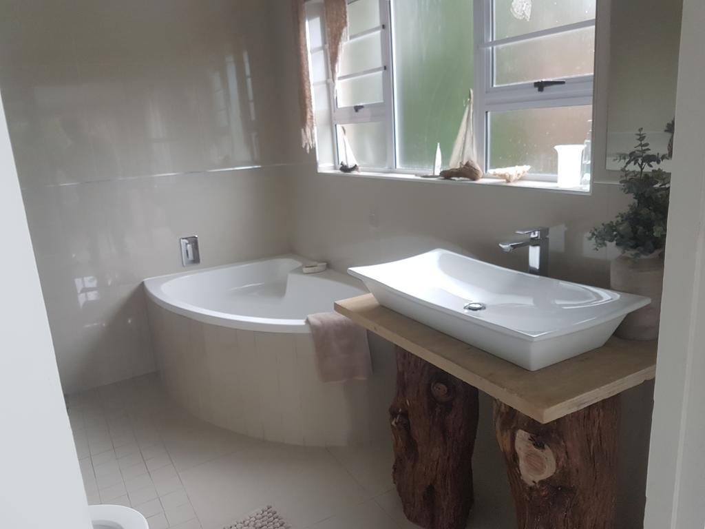 Log Inn شرق لندن المظهر الخارجي الصورة